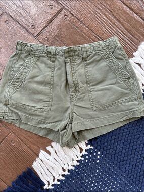 Aerie Olive Green Elastic Waist Casual Women's Shorts